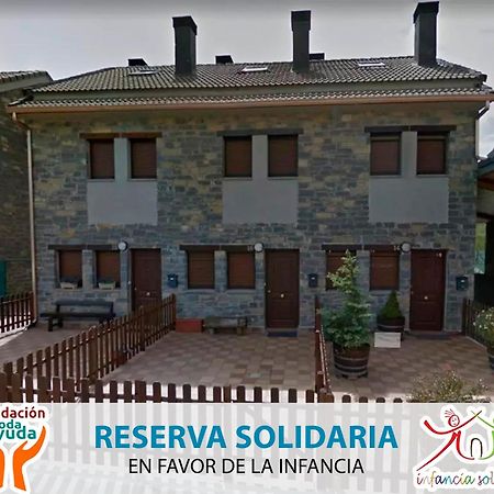 Apartamentos Castiello De Jaca 3000 Eksteriør bilde