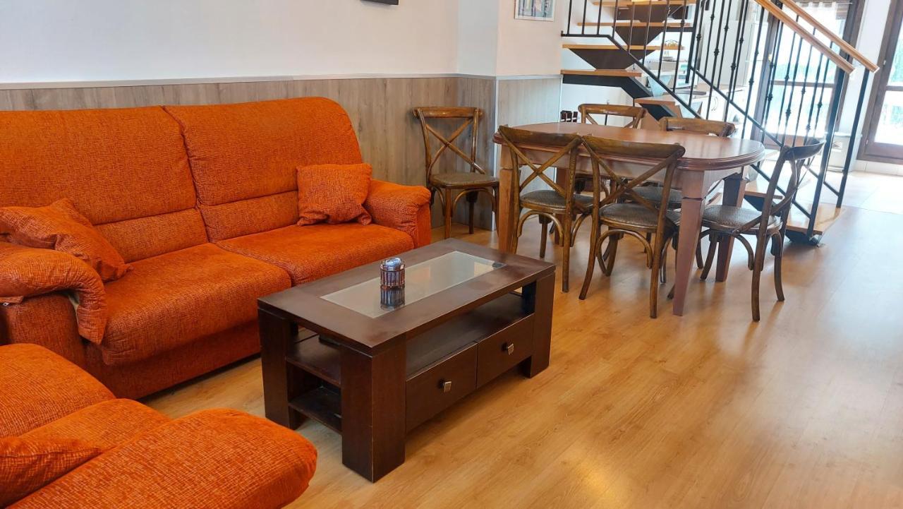 Apartamentos Castiello De Jaca 3000 Eksteriør bilde