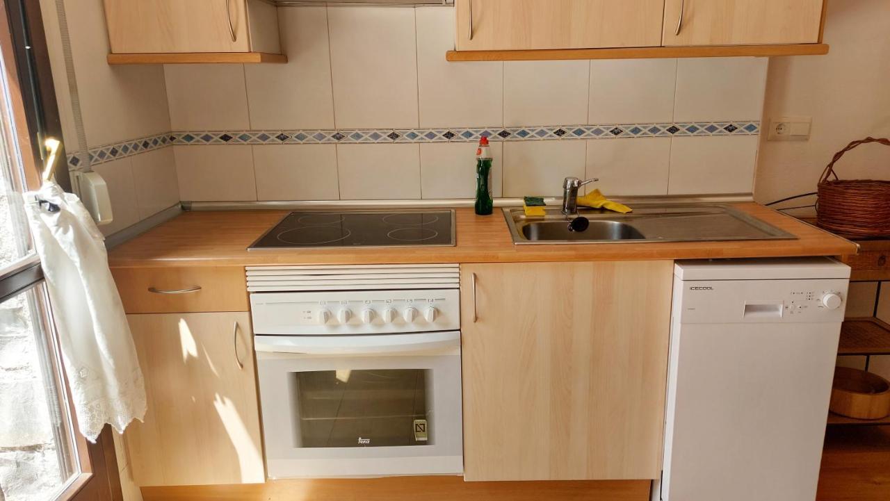 Apartamentos Castiello De Jaca 3000 Eksteriør bilde